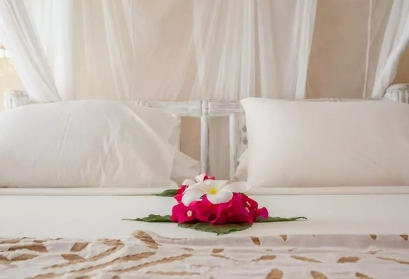 Seven Islands Resort