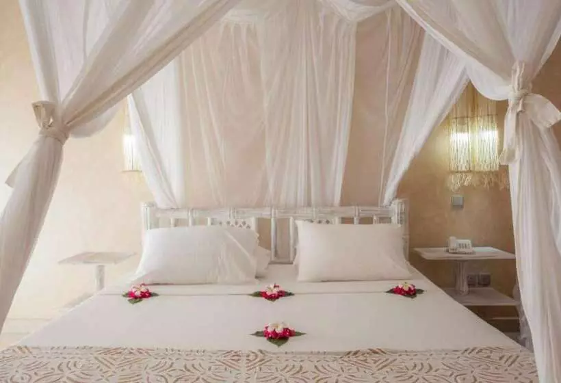 Seven Islands Resort