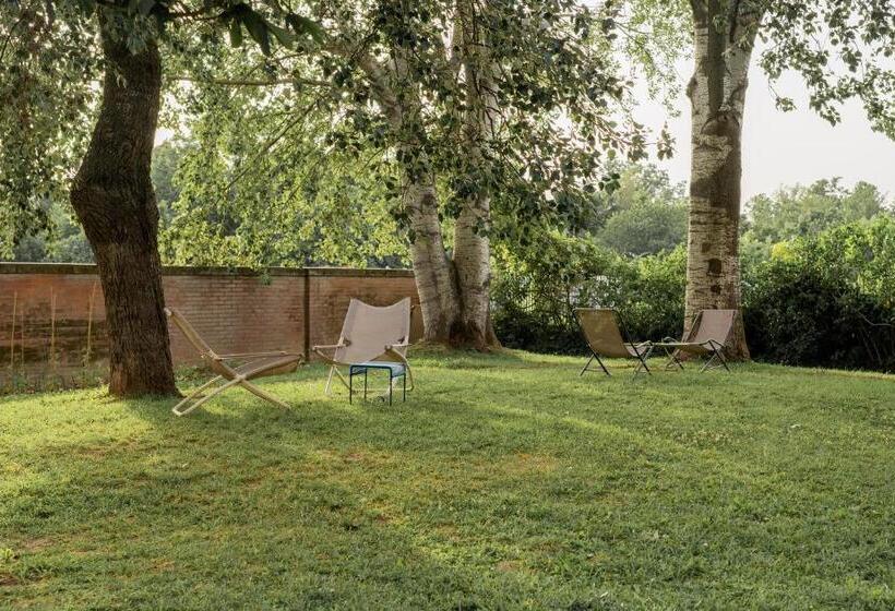 هاستل Combo Bologna