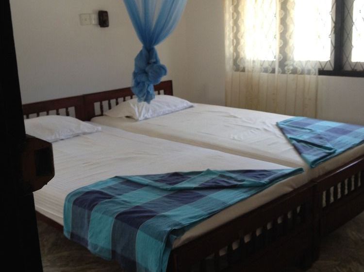 Backpacker.lk Hostel Unawatuna