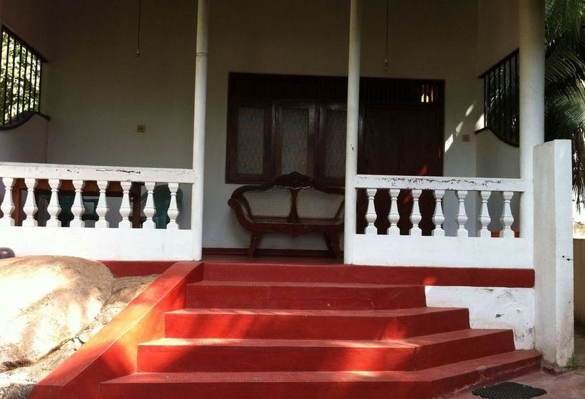 Backpacker.lk Hostel Unawatuna