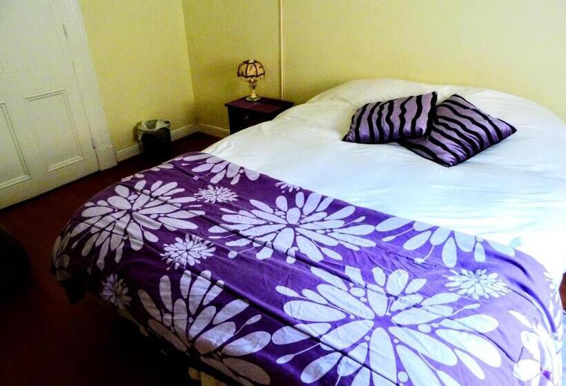 مسافرخانه La Casa Piola