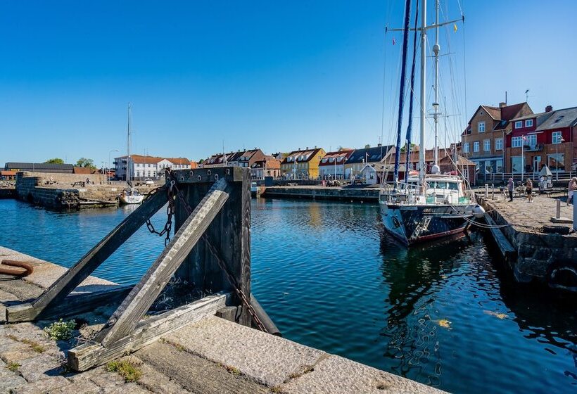 בית מלון כפרי Allinge