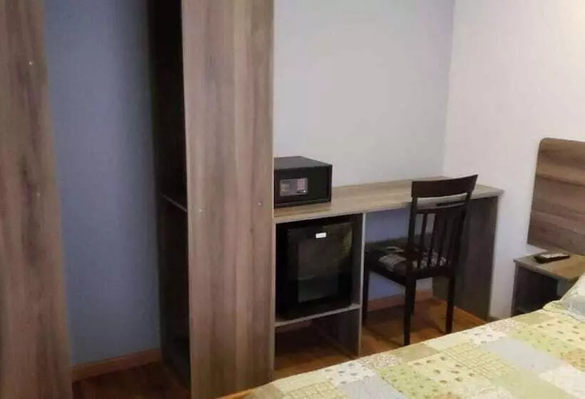 ホテル Amaru Express