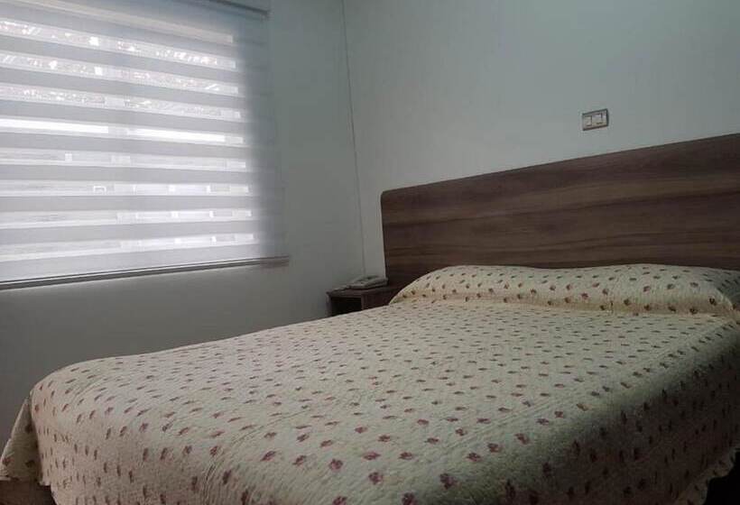 هتل Amaru Express