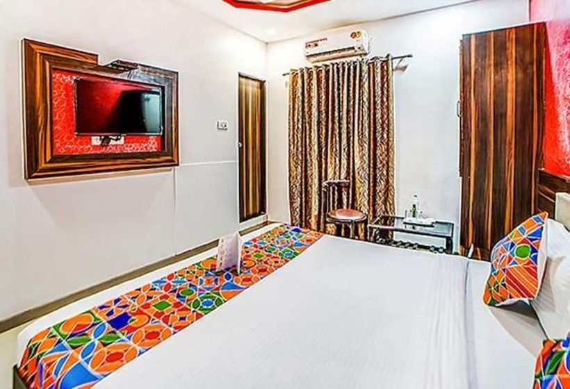 Fabhotel The Adore Palace