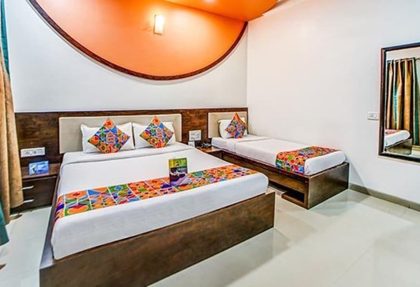 Fabhotel The Adore Palace