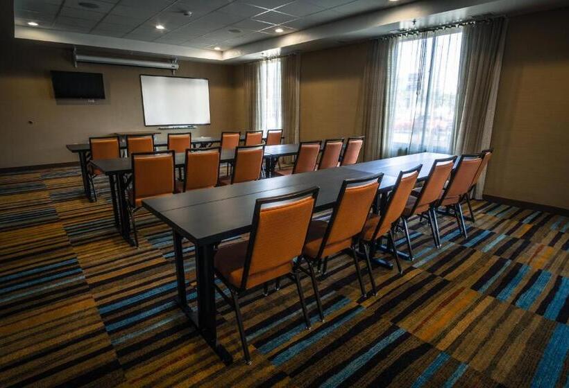 فندق Fairfield Inn & Suites By Marriott Wisconsin Dells