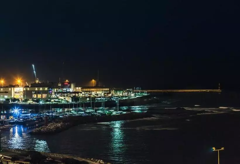 هتل Marina