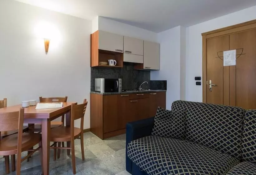 ホテル Residence Pizzo Scalino