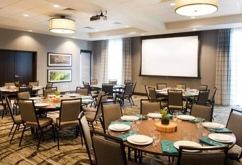Hotelli Springhill Suites By Marriott Bend