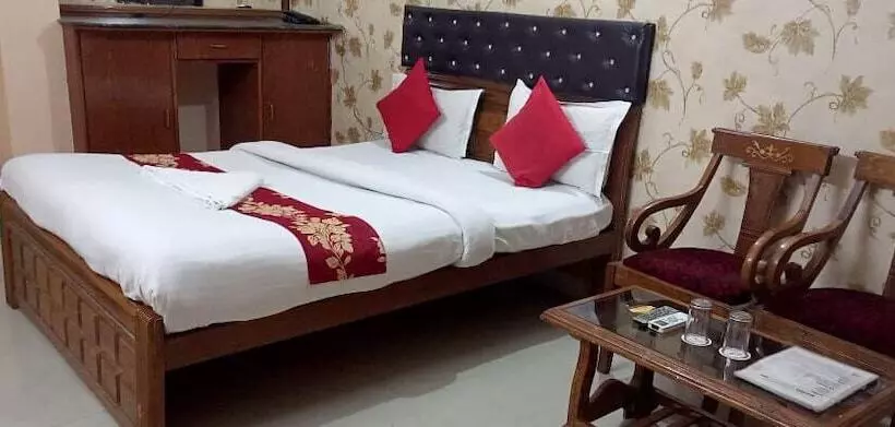 Hotel Vineet