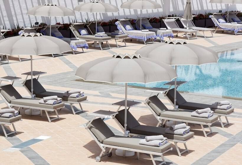 Idyll Suites Adults Only