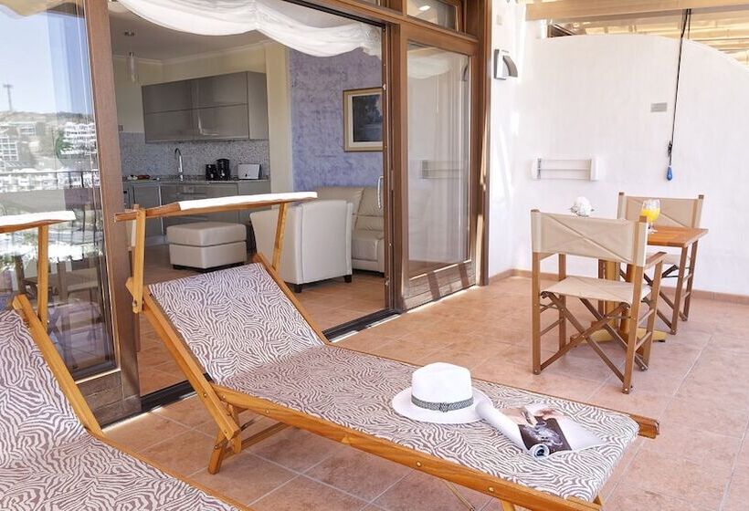 Idyll Suites Adults Only