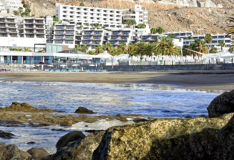 Idyll Suites Adults Only