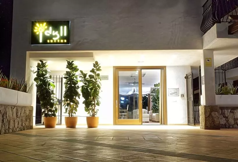 Idyll Suites Adults Only