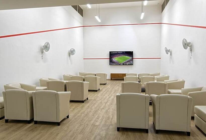 Idyll Suites Adults Only