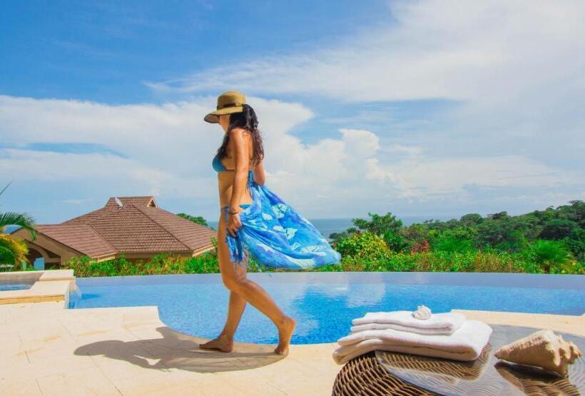 Red Frog Beach Island Resort