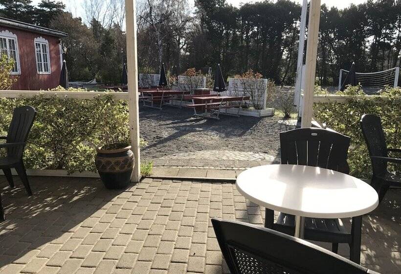 Rønne Vandrerhjem Hostel