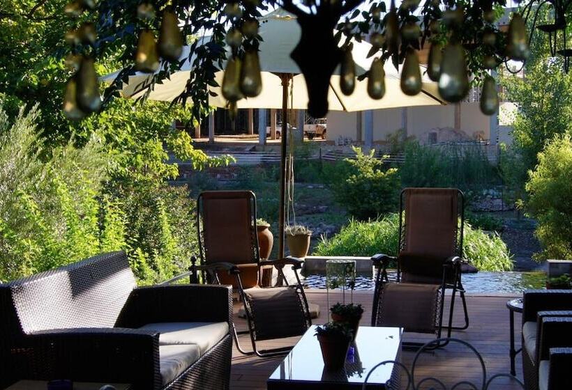 مبيت وإفطار Cunningham Cottage Guest House