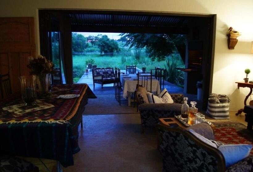 مبيت وإفطار Cunningham Cottage Guest House