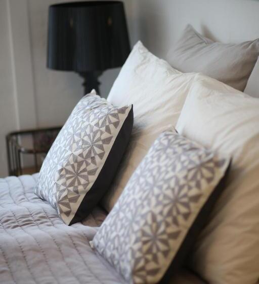 Bed and Breakfast Dragondrum Bed & Kitchen