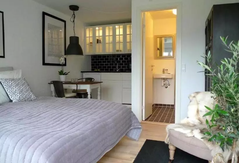 Aamiaismajoitus (B&B) Dragondrum Bed & Kitchen