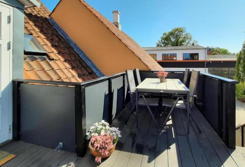 Отель Aroma Guesthouse