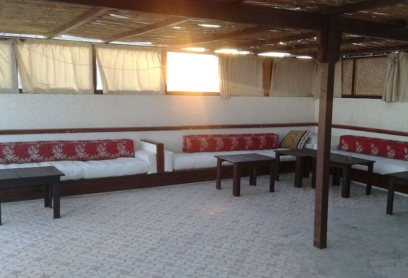 ホテル Dar Dakhla