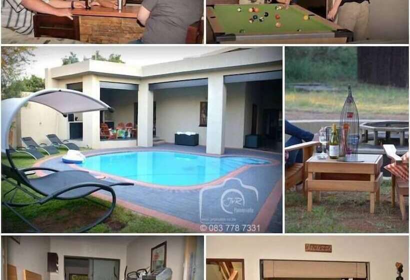 Отель Foreva Wild