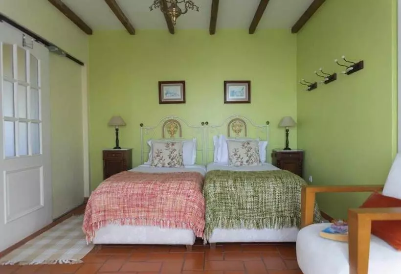 هتل Quinta Das Hortênsias