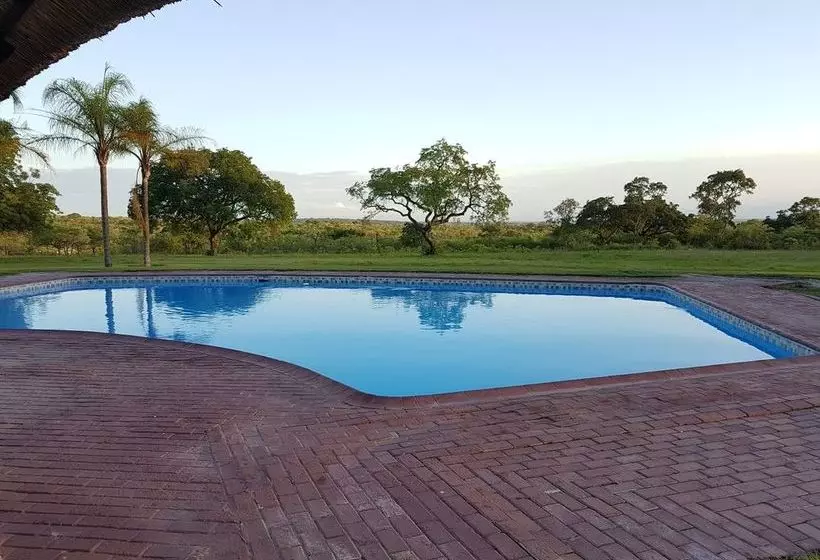 هتل Unyati Safari Lodge