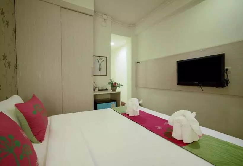 هتل Villa Chacha Khaosan Rambuttri