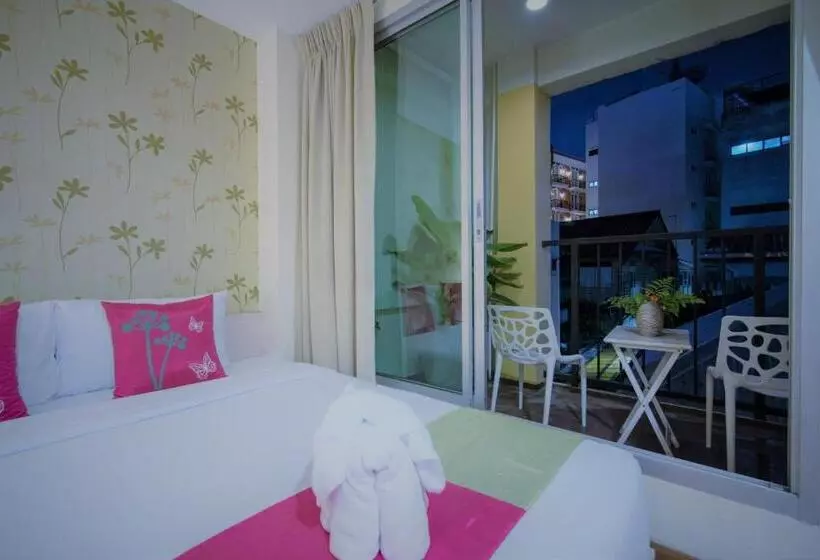 هتل Villa Chacha Khaosan Rambuttri
