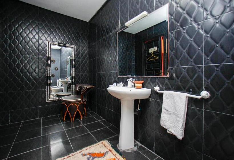 پانسیون Kasbah Ait Oumghar