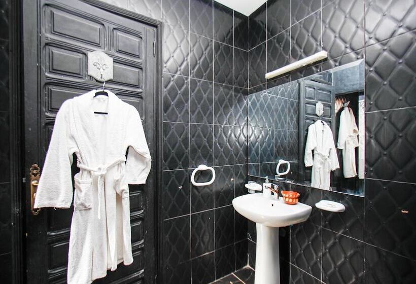 پانسیون Kasbah Ait Oumghar