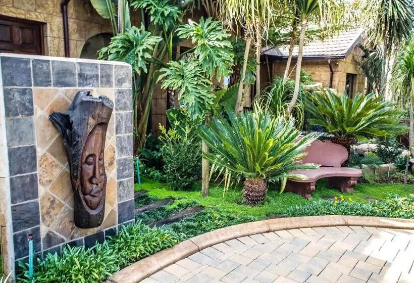 Majatalo Summer Garden Guest House