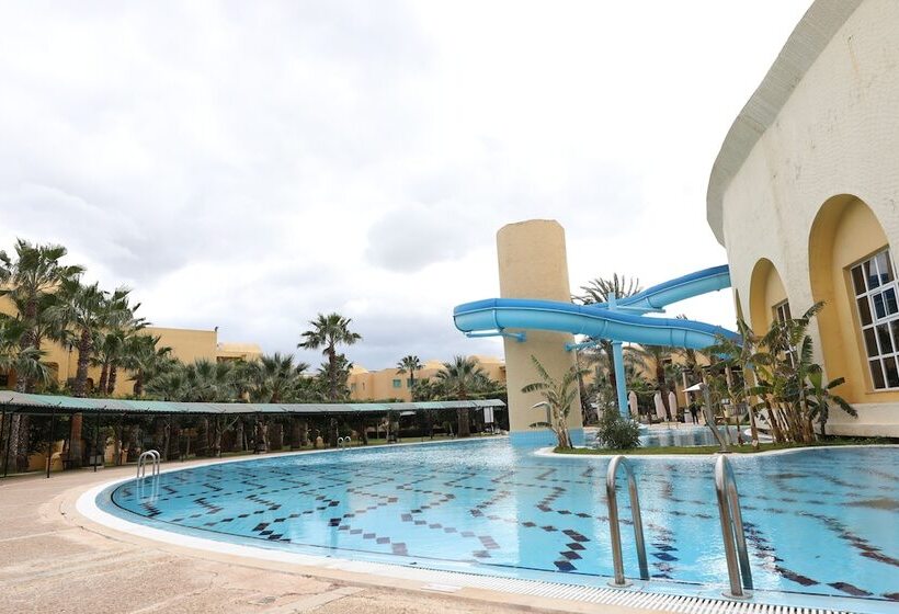 Suites Hôtel Les Charmilles & Spa