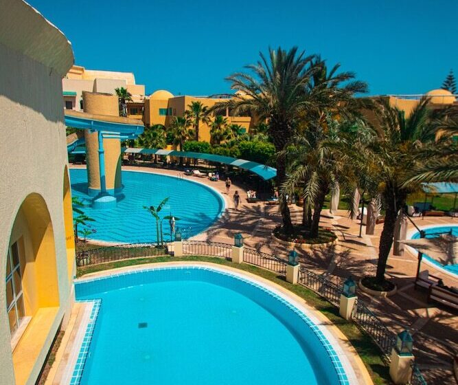 Suites Hôtel Les Charmilles & Spa