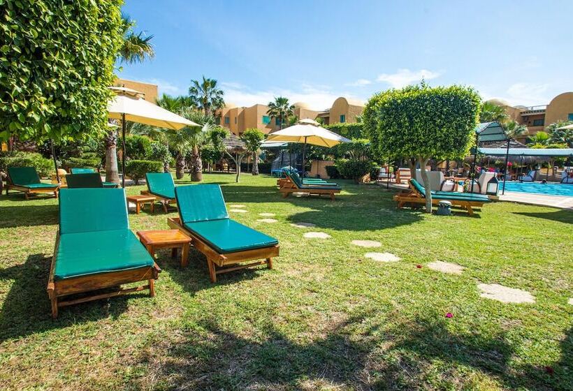 Suites Hôtel Les Charmilles & Spa