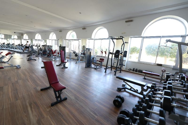 Suites Hôtel Les Charmilles & Spa