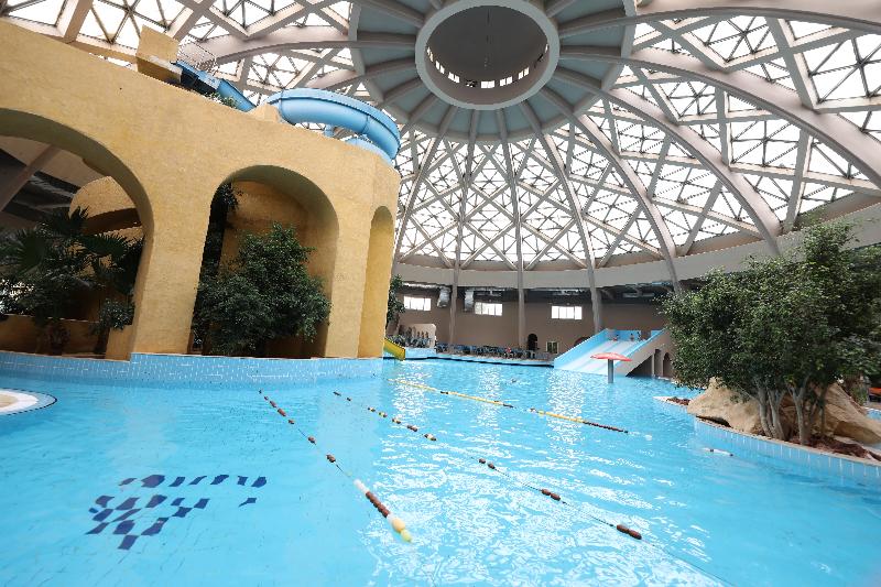 Suites Hôtel Les Charmilles & Spa