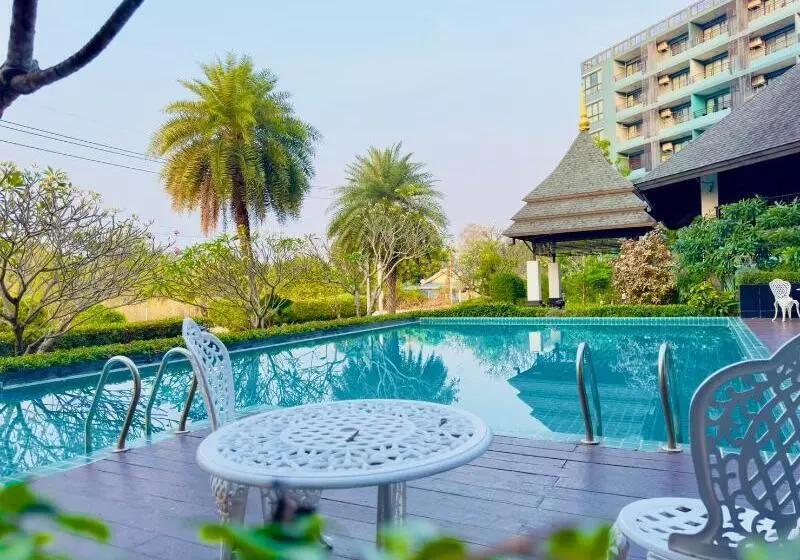 Baan Bangsere Resotel