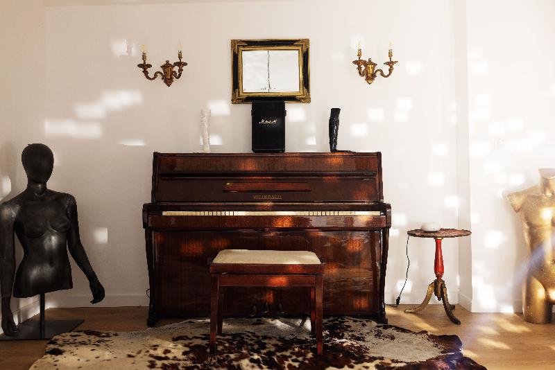 酒店 Lost In Sensations