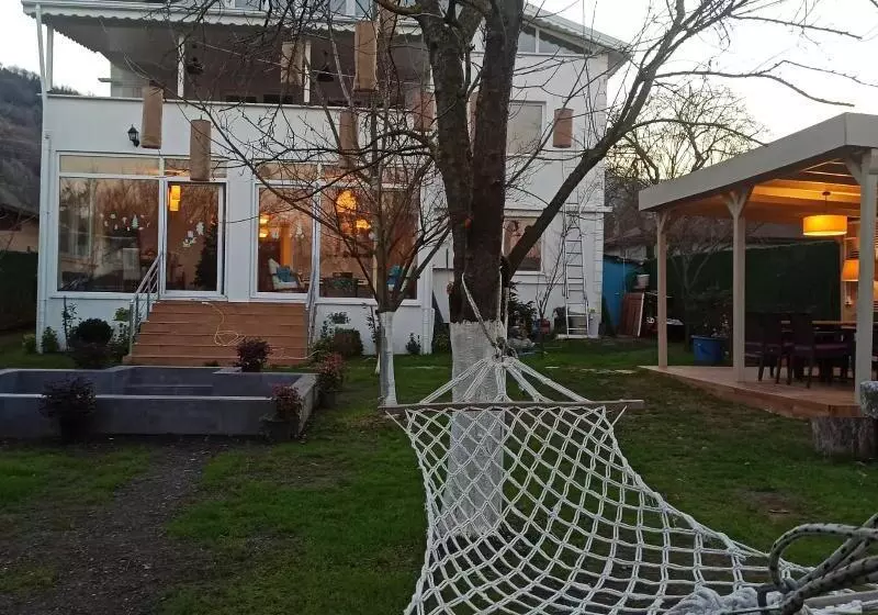 Hotelli Villa Atlas Sapanca