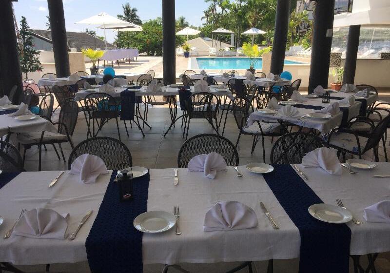 The Crow S Nest Resort