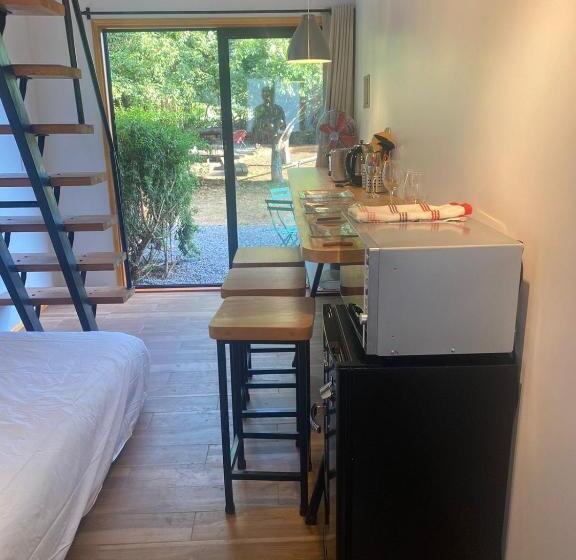 French Andes Apart Hostel