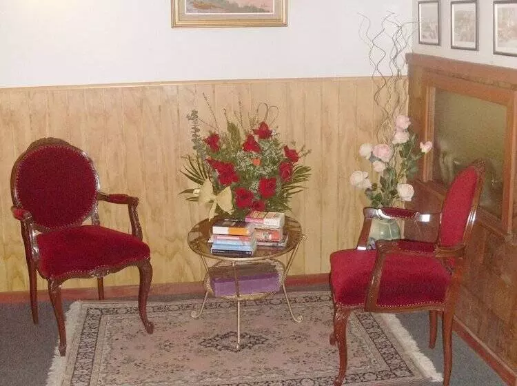 Hostal Chancerel