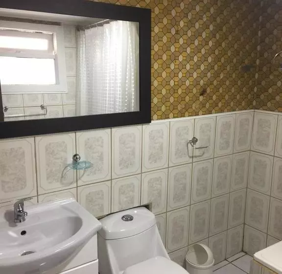 Hostal Majo