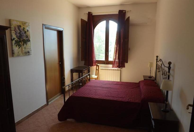 فندق Albergo Diffuso Borgo Gallodoro